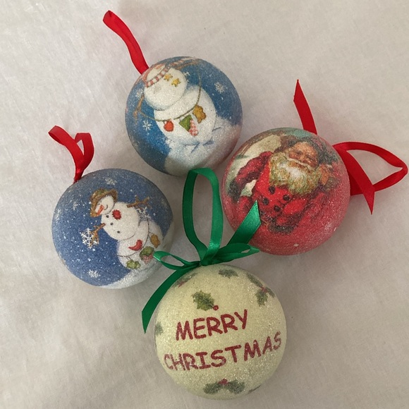Vintage sugar frosted styrofoam ornaments (4) - Picture 16 of 16
